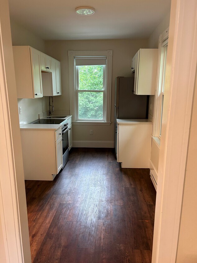 63 Samoset St Unit 2, Plymouth, MA 02360 Apartments in Plymouth, MA