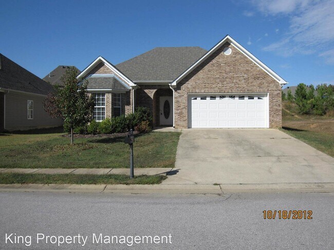 Foto del edificio - 3 br, 2 bath House - 330 Oak Leaf Circle