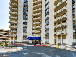 Building Photo - 205 E Joppa Rd