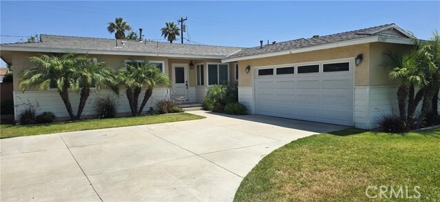 Building Photo - 1547 W Edithia Ave