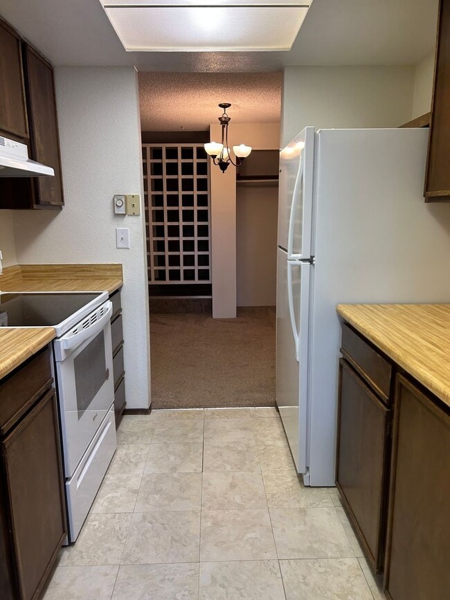 Foto del edificio - 1bd/1ba Issaquah Condo