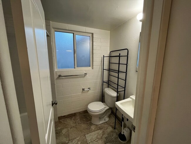 Foto del edificio - NEW Fall/Winter Contracts available - August to April, 2-Bedroom Apartment, Close to BYU campus