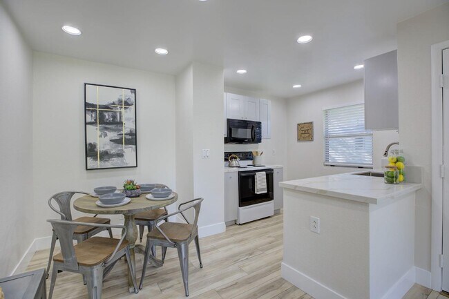 Foto del edificio - 104 La Contera Ct