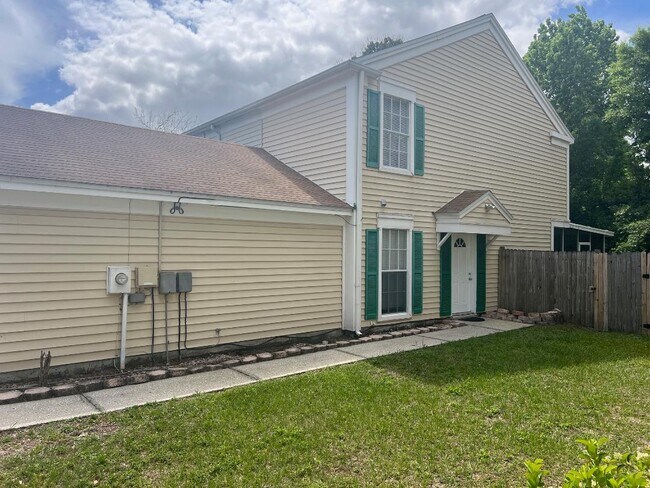 Foto del edificio - 12332 Villager Ct