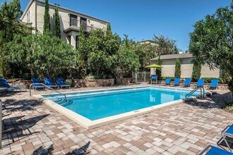 Interior Photo - Parkway Square Apartments