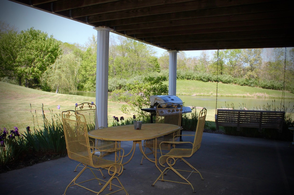 Porch para relajarse - 2860 US-51