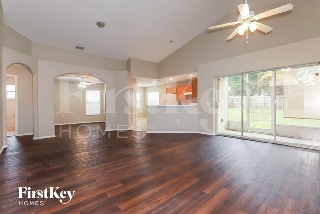 Foto del edificio - 1040 View Pointe Circle