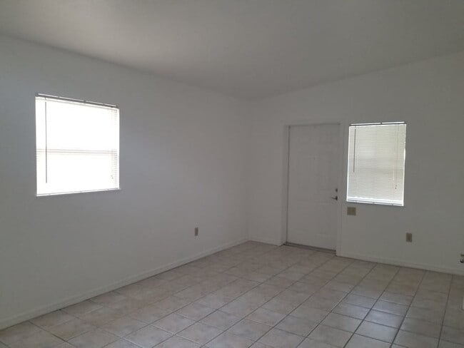 Photo - 1066 Philippe Pkwy House