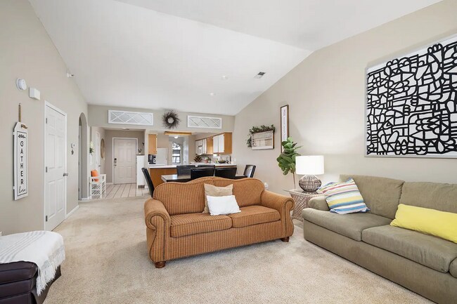 Foto del edificio - 350 S Wildwood Dr