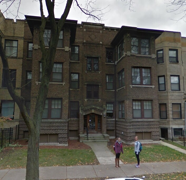 Building Photo - 1223 W North Shore Ave