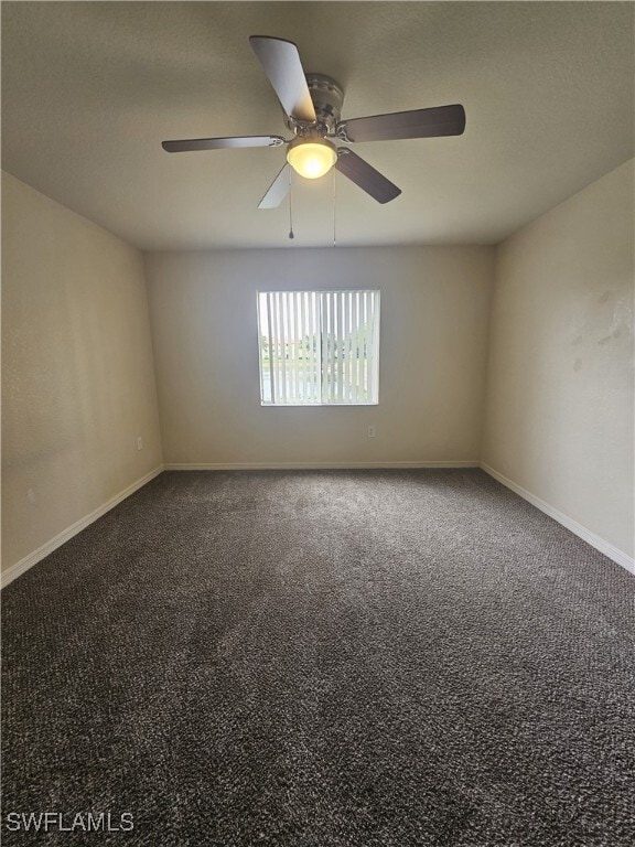 Foto del edificio - 8274 Key Royal Cir