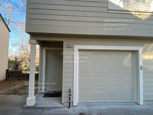 Building Photo - 1227 Hidden Creek Pl