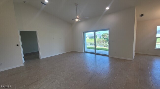 Foto del edificio - 4016 NE 12th Ct
