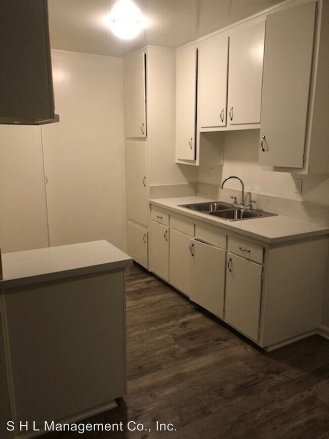 Foto del edificio - 8377 Northgate Ave
