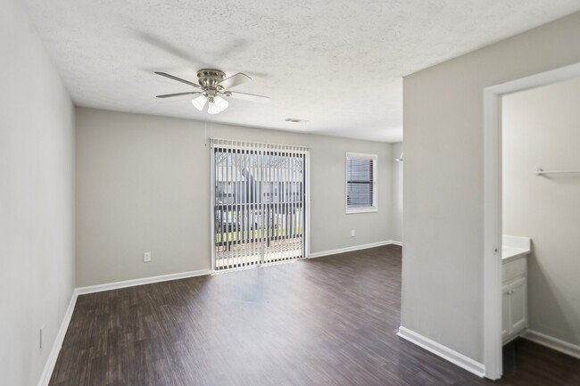 Building Photo - Alcovy Terrace
