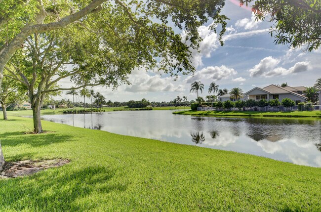 Foto del edificio - 5848 NW 39th Ave