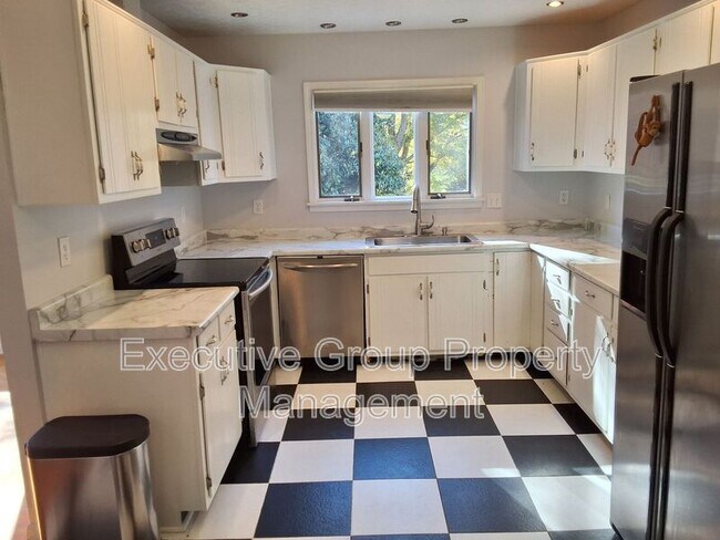 Foto del edificio - 813 Mohave Ct