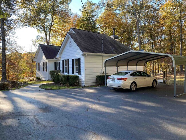 Building Photo - 467 Hickory Grove Church Rd