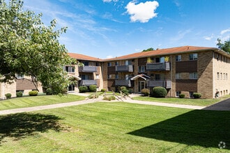 Building Photo - West Creek Apartments