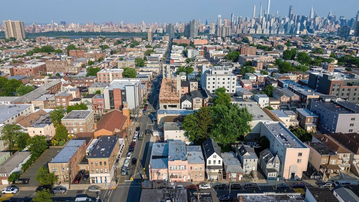 Foto principal - 6910 Jackson St