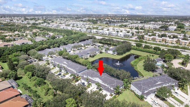 Building Photo - 16129 Sierra Palms Dr