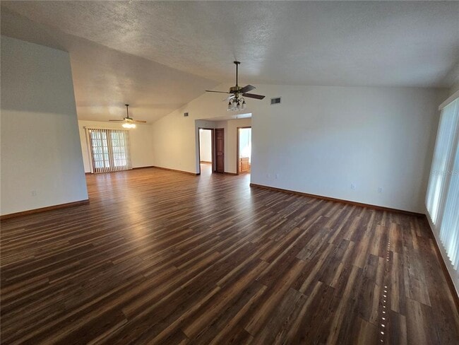 Building Photo - 2991 Biron Rd