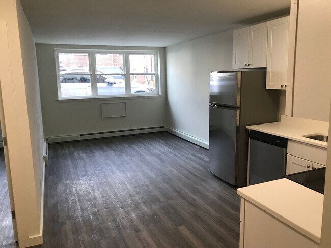 Interior Photo - Grand Regency Condos