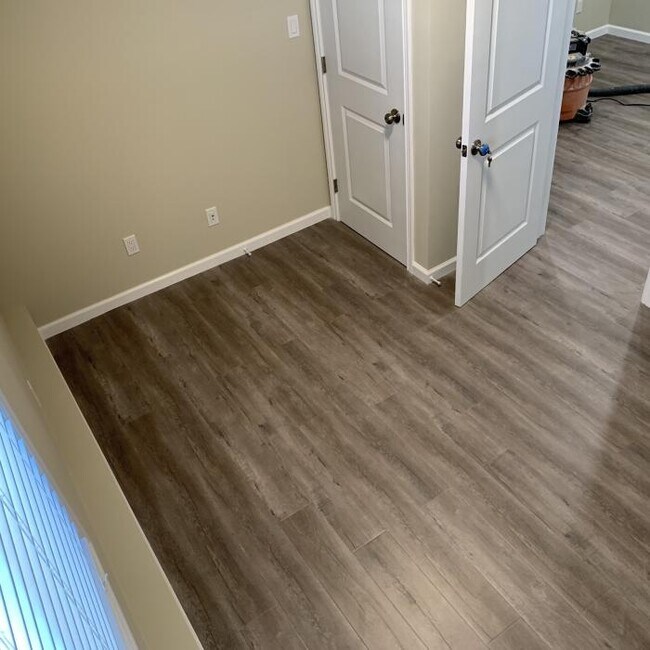 Building Photo - 2 bedroom in San Francisco CA 94116