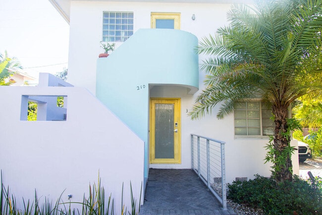 Building Photo - 210 Ocean Breeze