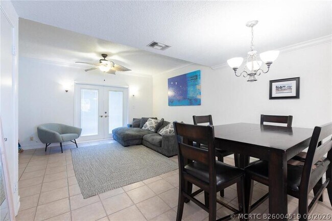 Foto del edificio - 2863 NE 15th St