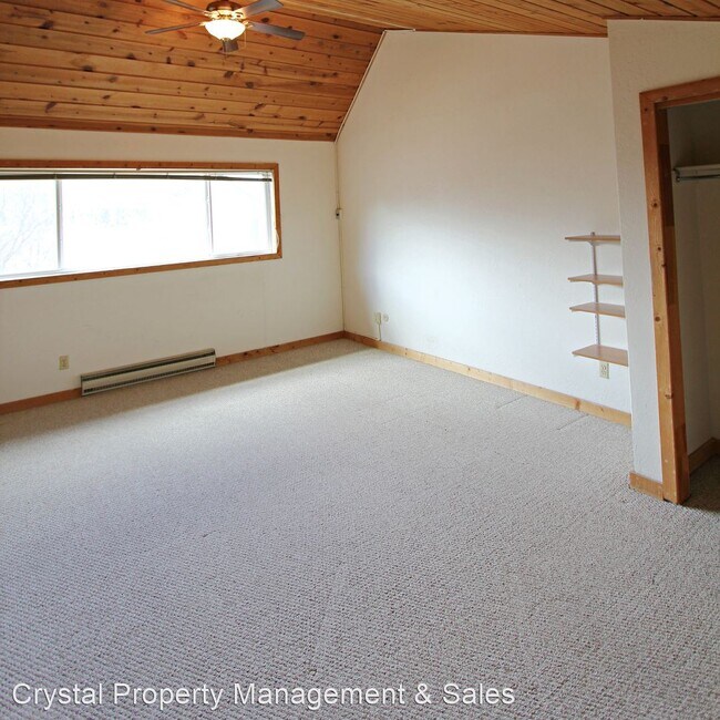 Building Photo - 2 br, 1 bath House - 1329 Pitkin #23