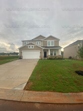 Building Photo - 502 Water Gap Dr