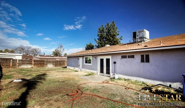 Building Photo - 3 br, 2 bath House - 5701 Edgemont Dr