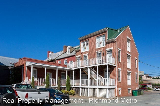 Building Photo - 215 N 18th St