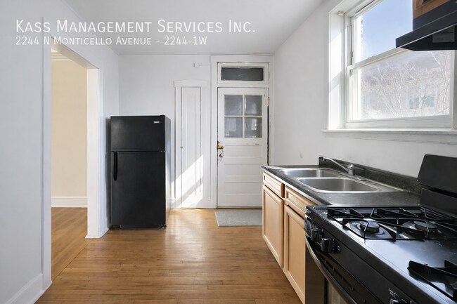 Foto del edificio - 2244 N Monticello Ave