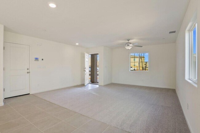 Foto del edificio - Brand new house ready to be your next home