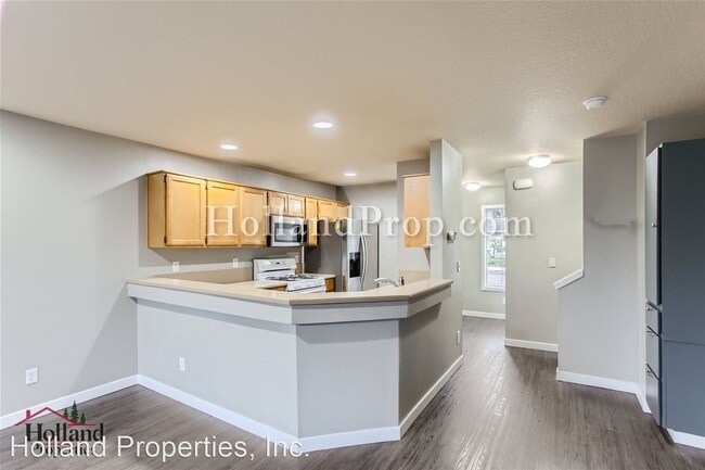 Building Photo - 3 br, 2.5 bath House - 16971 SW Florence St