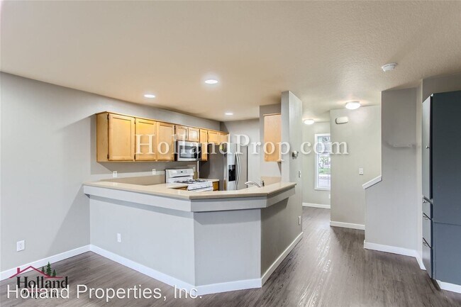 Foto del edificio - 3 br, 2.5 bath House - 16971 SW Florence St