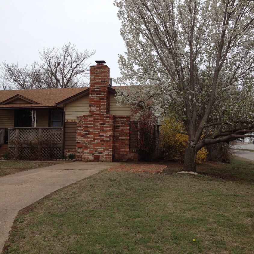 Foto principal - 6101 Joes Dr