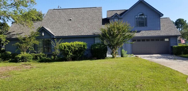 Foto del edificio - 128 Island Blvd