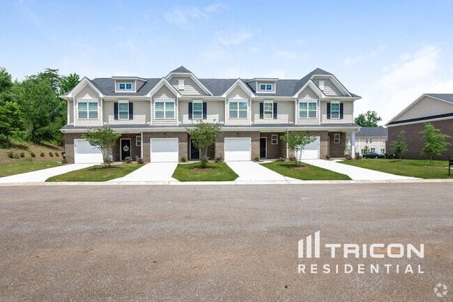 Building Photo - 2812 St George Ln