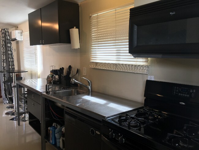 Foto del edificio - 44 W Thomas Ln