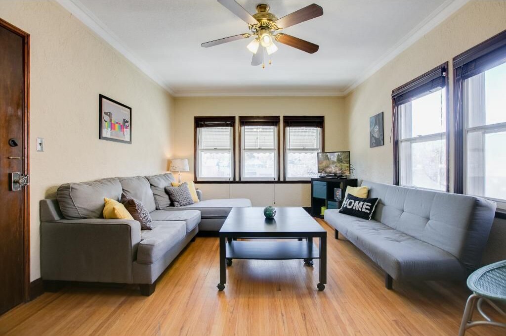 Primary Photo - 4621 Nicollet Ave