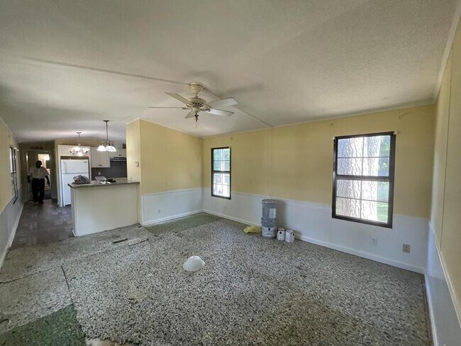 Building Photo - 116 Harrell Cir