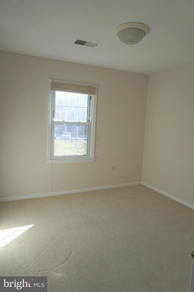 Building Photo - 9911 Finian Ct
