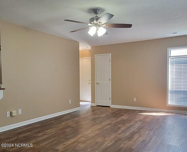 Foto del edificio - 105 Sunshine Ln