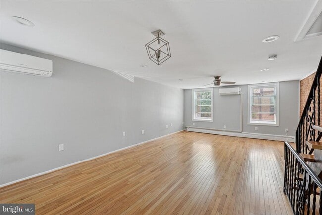 Building Photo - 793 N 24th St