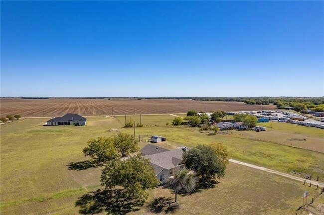 Building Photo - 11115 S FM 1660