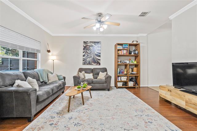 Foto del edificio - 3404 Belladonna Dr