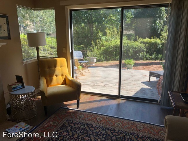 Foto del edificio - 2 br, 1 bath Apartment - 5 Gum Tree Road #E9